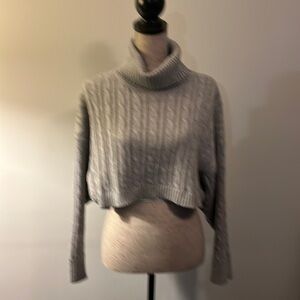 Story On cowl neck cropped cable knit sweater size M.  Excellent condition.